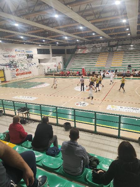 https://www.basketmarche.it/immagini_articoli/01-05-2022/playoff-montecchio-sport-domina-sfida-victoria-fermo-600.jpg