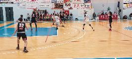 https://www.basketmarche.it/immagini_articoli/01-05-2025/playoff-perugia-basket-chiude-conti-alba-basket-semifinale-120.jpg