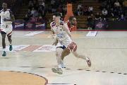 https://www.basketmarche.it/immagini_articoli/01-06-2024/ufficiale-basket-brindisi-firma-play-andrea-calzavara-120.jpg
