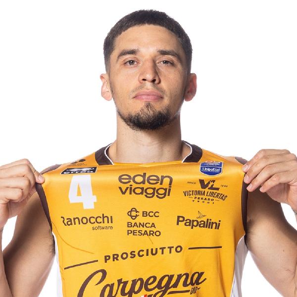 https://www.basketmarche.it/immagini_articoli/02-01-2024/pesaro-conosceranno-tempi-recupero-bamforth-caccia-aperta-sostituto-600.jpg