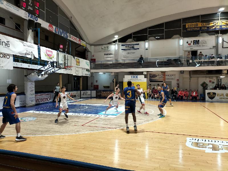 https://www.basketmarche.it/immagini_articoli/03-02-2023/montegranaro-basket-sfida-basket-fermo-600.jpg