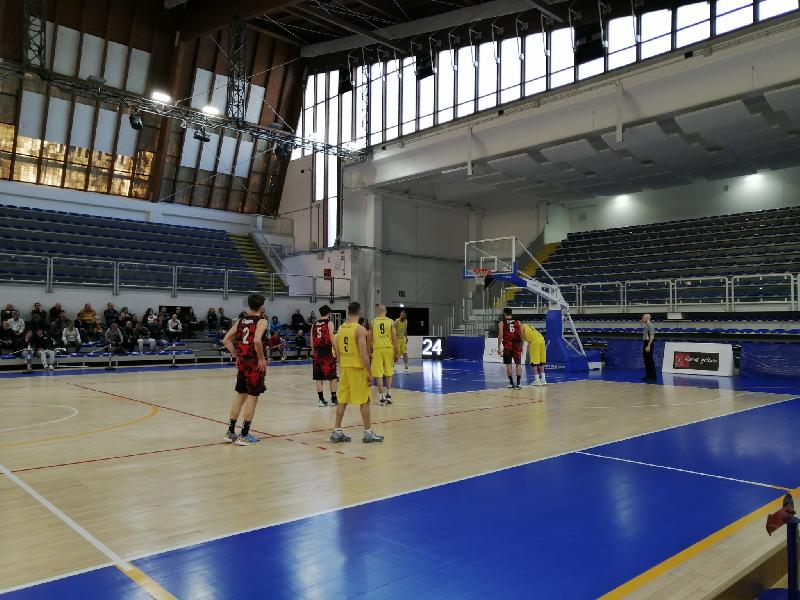 https://www.basketmarche.it/immagini_articoli/03-04-2023/pallacanestro-recanati-conquista-punti-perugia-basket-600.jpg