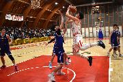 https://www.basketmarche.it/immagini_articoli/03-05-2025/tasp-teramo-coach-stirpe-mondragone-nessuna-distrazione-120.jpg