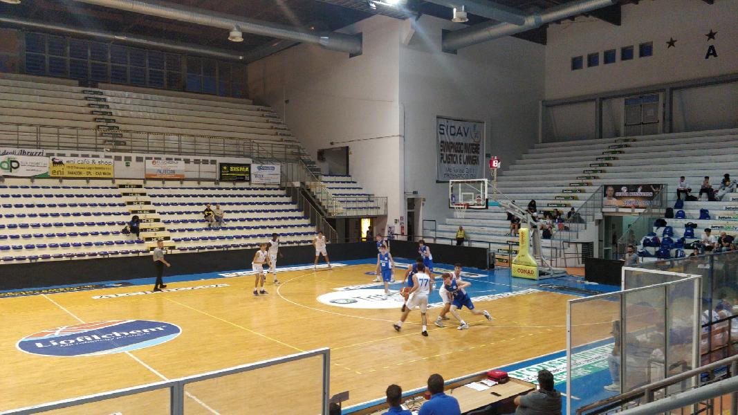 https://www.basketmarche.it/immagini_articoli/03-10-2022/eccellenza-metauro-basket-academy-passa-campo-virtus-roseto-600.jpg