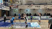 https://www.basketmarche.it/immagini_articoli/03-12-2022/montegranaro-basket-supera-grottammare-basketball-correre-120.jpg