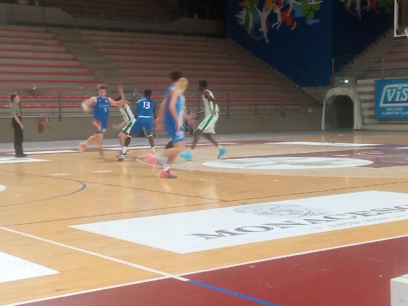 https://www.basketmarche.it/immagini_articoli/04-04-2023/eccellenza-stamura-ancona-batte-roseto-basta-accedere-spareggi-600.jpg