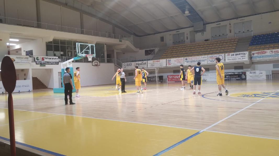 https://www.basketmarche.it/immagini_articoli/04-04-2025/basket-fanum-punti-trasferta-campo-urbino-600.jpg