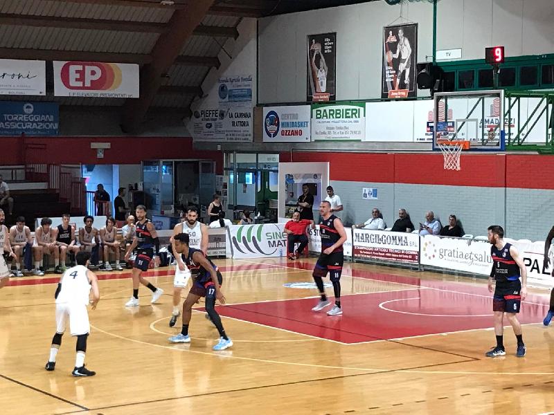 https://www.basketmarche.it/immagini_articoli/05-06-2022/virtus-civitanova-sfida-oleggio-magic-basket-palio-permanenza-serie-600.jpg