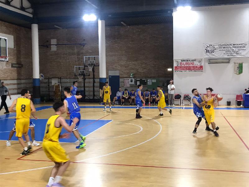 https://www.basketmarche.it/immagini_articoli/05-11-2022/civitabasket-2017-espugna-campo-castelfidardo-600.jpg