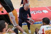 https://www.basketmarche.it/immagini_articoli/06-02-2023/pesaro-coach-repesa-importante-vincere-vogliamo-andarci-essere-competitivi-120.jpg