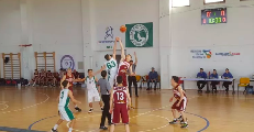 https://www.basketmarche.it/immagini_articoli/06-05-2019/interregionale-stamura-ancona-supera-scuola-basket-arezzo-120.png