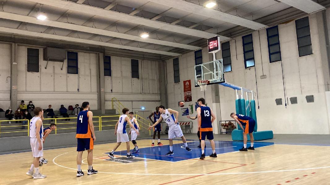 https://www.basketmarche.it/immagini_articoli/07-02-2022/eccellenza-aurora-jesi-passa-campo-metauro-basket-academy-resta-imbattuta-600.jpg