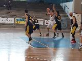 https://www.basketmarche.it/immagini_articoli/07-04-2019/amatori-severino-supera-victoria-fermo-entrambe-salvezza-passer-playout-120.jpg