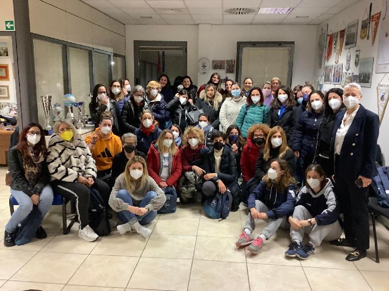 https://www.basketmarche.it/immagini_articoli/07-04-2022/marche-ancona-primo-appuntamento-progetto-basket-femminile-600.jpg