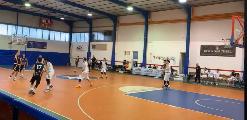 https://www.basketmarche.it/immagini_articoli/07-04-2024/intrepida-ortona-vince-casa-adriatica-giulianova-120.jpg