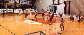 https://www.basketmarche.it/immagini_articoli/07-05-2019/promozione-umbria-playoff-gara-citt-castello-final-four-altre-serie-vanno-bella-120.jpg