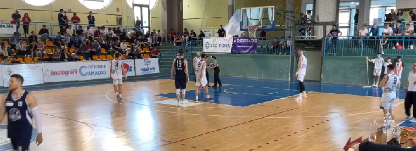 https://www.basketmarche.it/immagini_articoli/07-05-2023/playoff-aquila-corsara-isernia-primo-atto-semifinale-play-600.png