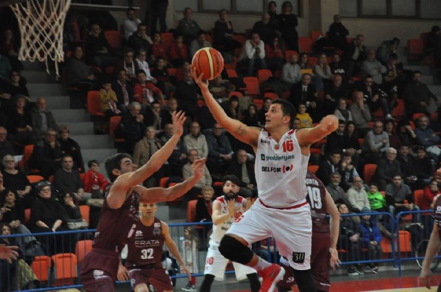 https://www.basketmarche.it/immagini_articoli/08-06-2019/ufficiale-pallacanestro-senigallia-annuncia-conferma-giacomo-gurini-600.jpg