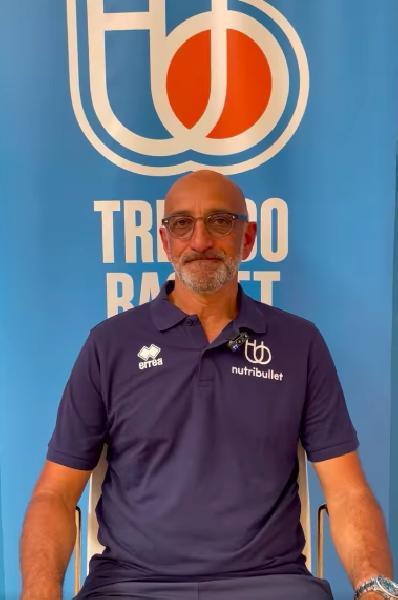 https://www.basketmarche.it/immagini_articoli/08-09-2023/treviso-basket-coach-vitucci-abbiamo-voglia-iniziare-giocare-anche-siamo-ancora-prontissimi-600.jpg