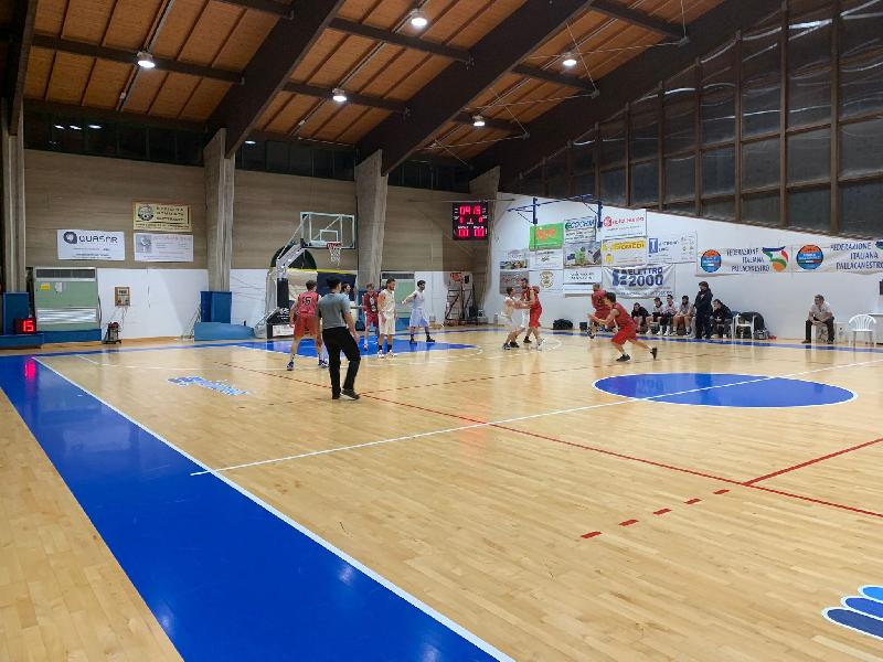 https://www.basketmarche.it/immagini_articoli/09-02-2023/pedaso-coach-cervellini-bravi-calarci-partita-adeguarci-avversario-primo-livello-600.jpg