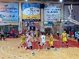 https://www.basketmarche.it/immagini_articoli/09-05-2024/playoff-loreto-pesaro-sbanca-senigallia-ribalta-fattore-campo-120.jpg