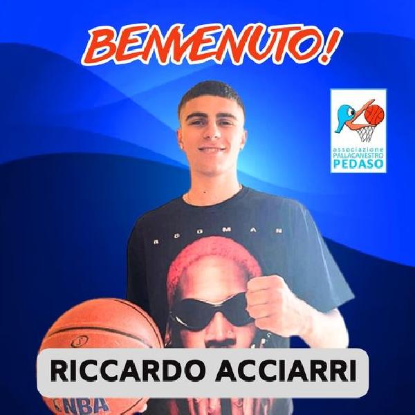 https://www.basketmarche.it/immagini_articoli/09-08-2023/ufficiale-pallacanestro-pedaso-firma-riccardo-acciarri-600.jpg