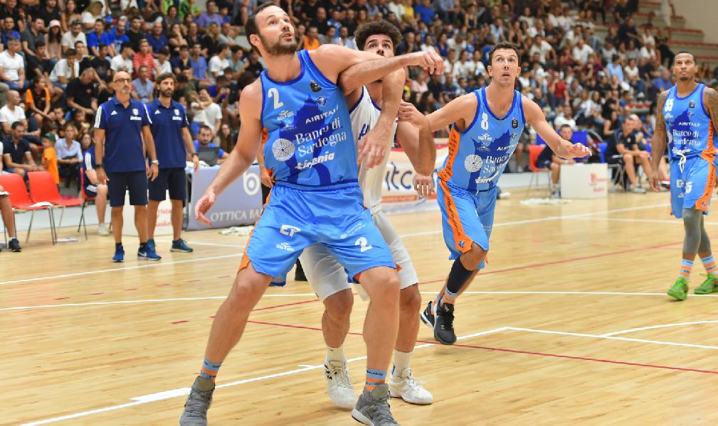 https://www.basketmarche.it/immagini_articoli/09-09-2019/happy-casa-brindisi-supera-volata-dinamo-sassari-finale-torneo-oristano-600.jpg
