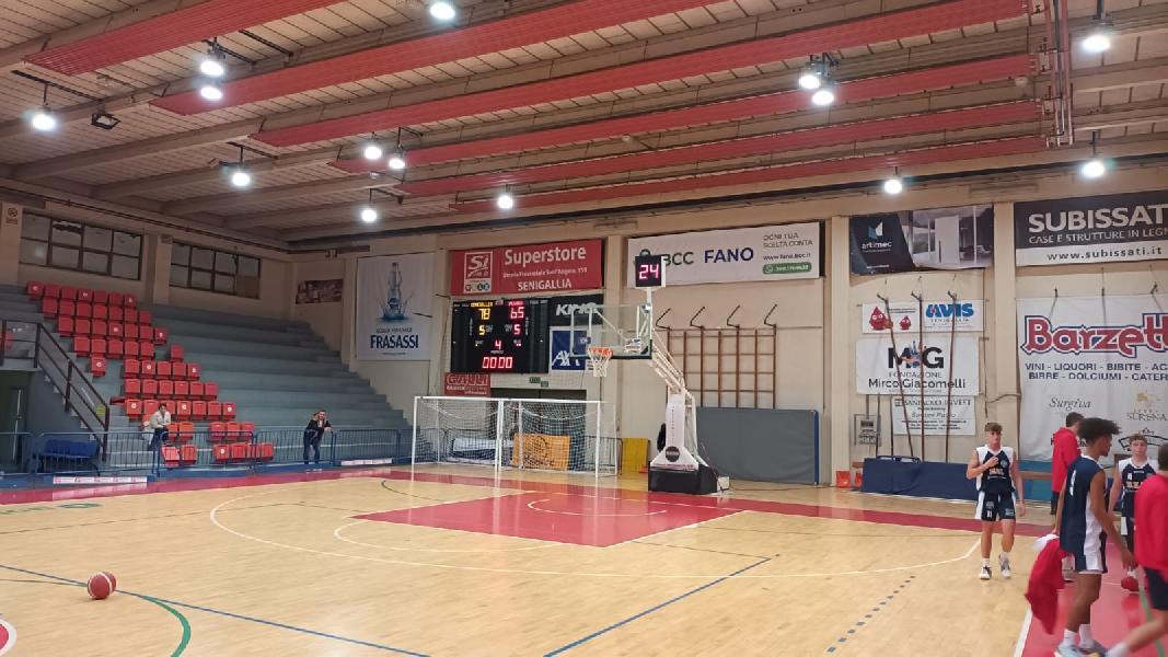 https://www.basketmarche.it/immagini_articoli/09-12-2023/senigallia-basket-2020-scappa-finale-supera-real-basket-club-pesaro-600.jpg