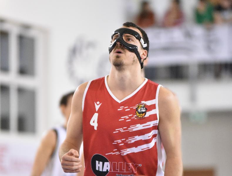https://www.basketmarche.it/immagini_articoli/10-04-2025/vigor-matelica-lorenzo-panzini-battere-aquila-sarebbe-fondamentale-garantirci-primo-posto-600.jpg