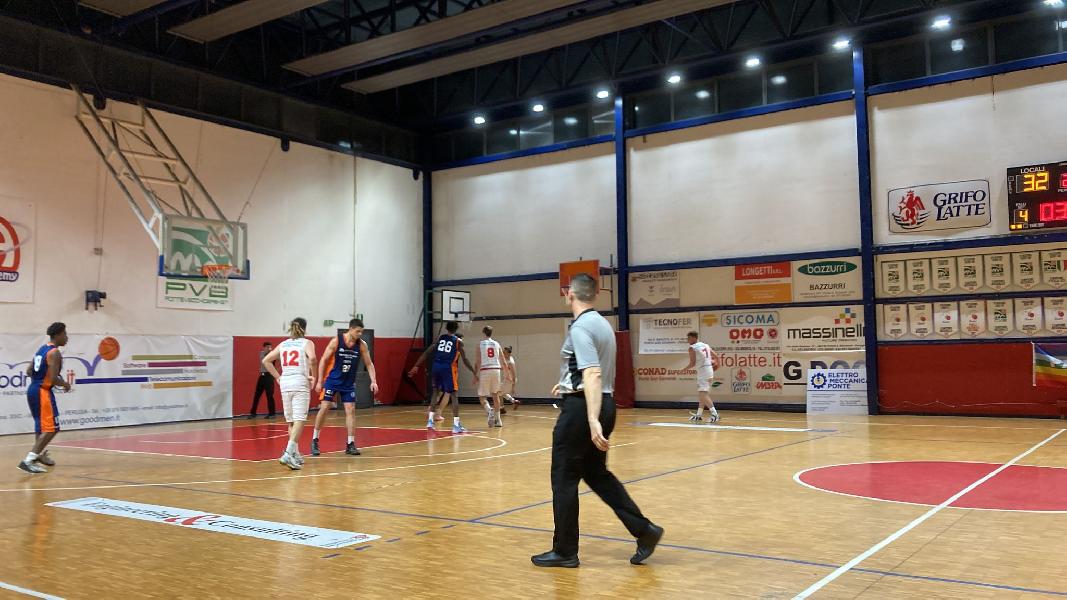 https://www.basketmarche.it/immagini_articoli/10-05-2022/eccellenza-aurora-jesi-espugna-campo-pontevecchio-600.jpg