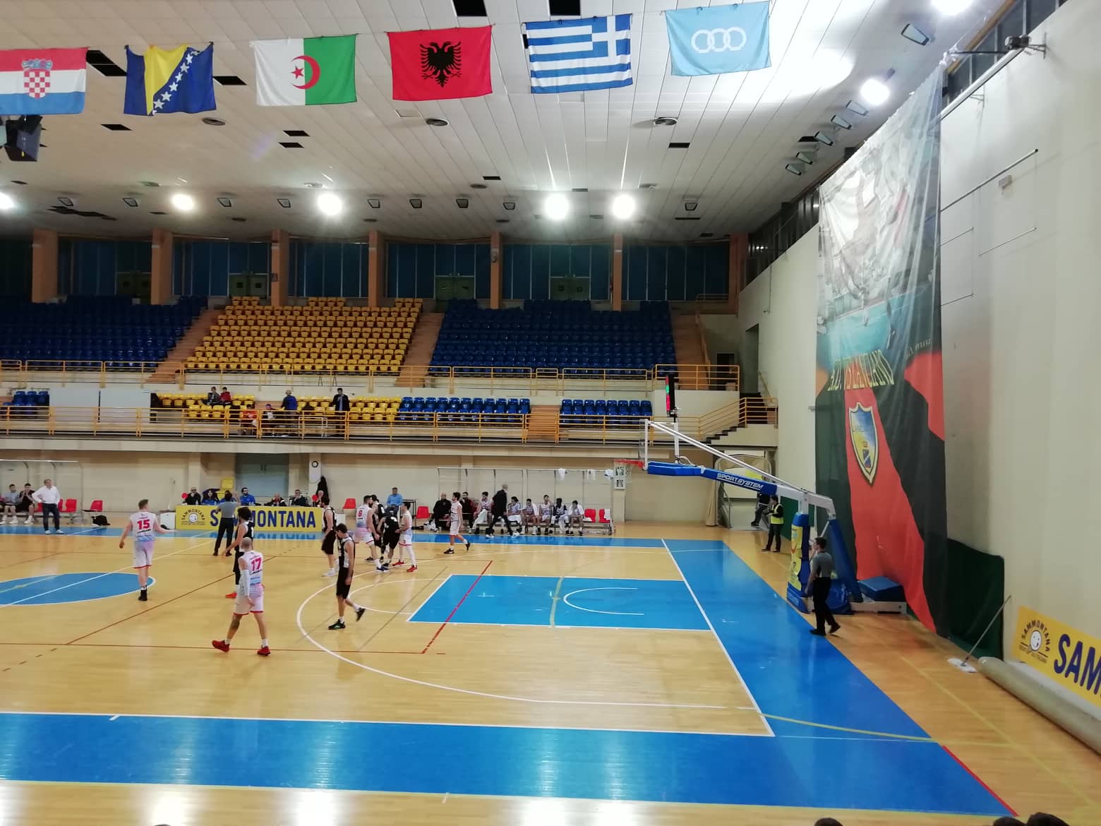 L'Unibasket Lanciano scappa via nel finale e supera il Falconara Basket - Serie C Gold Girone Unico - Basketmarche.it
