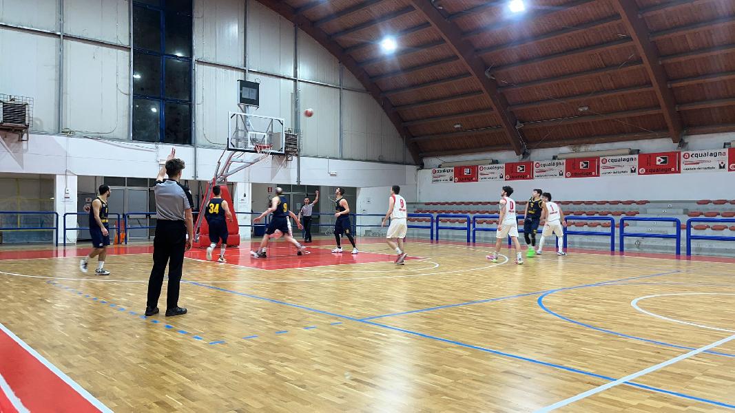 https://www.basketmarche.it/immagini_articoli/11-02-2024/pallacanestro-acqualagna-sfida-urbino-600.jpg
