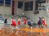 https://www.basketmarche.it/immagini_articoli/11-05-2024/playoff-chiaravalle-basket-supera-nettamente-pallacanestro-recanati-120.jpg