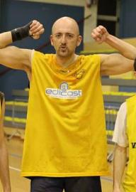 https://www.basketmarche.it/immagini_articoli/11-08-2018/d-regionale-maurizio--baba--de-santis-è-un-nuovo-giocatore-dell-upr-montemarciano-270.jpg