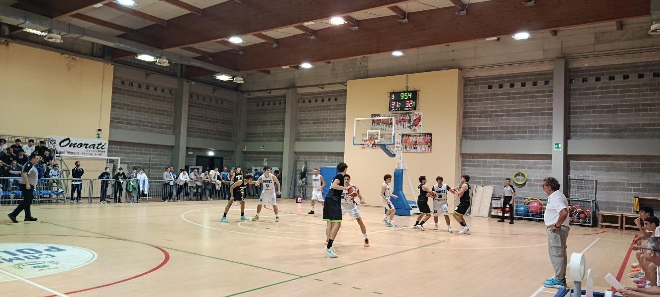 https://www.basketmarche.it/immagini_articoli/11-10-2026/marotta-basket-passa-campo-1992-polverigi-basket-sblocca-classifica-600.jpg