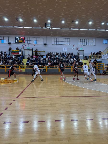 https://www.basketmarche.it/immagini_articoli/11-10-2026/supplementare-premia-giovane-robur-osimo-foligno-basket-600.jpg