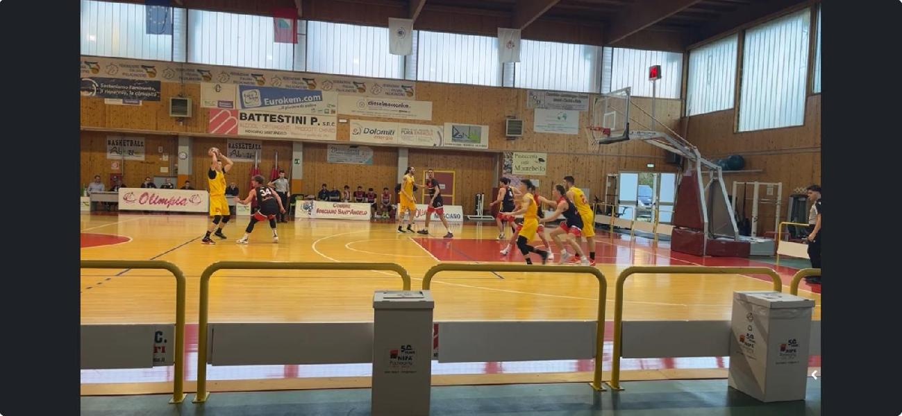 https://www.basketmarche.it/immagini_articoli/12-04-2025/basket-gualdo-espugna-volata-campo-olimpia-mosciano-600.jpg