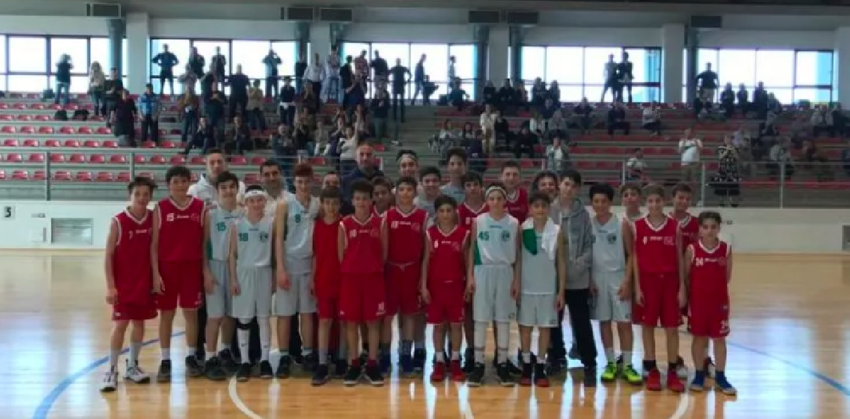 https://www.basketmarche.it/immagini_articoli/12-05-2019/under-elite-stamura-ancona-campione-regionale-600.png