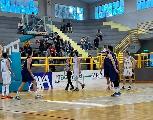 https://www.basketmarche.it/immagini_articoli/12-05-2024/playoff-robur-osimo-supera-titano-marino-vola-finale-120.jpg
