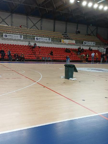 https://www.basketmarche.it/immagini_articoli/12-10-2026/niente-sfida-project-basket-osimo-macerata-dovr-essere-recuperata-600.jpg