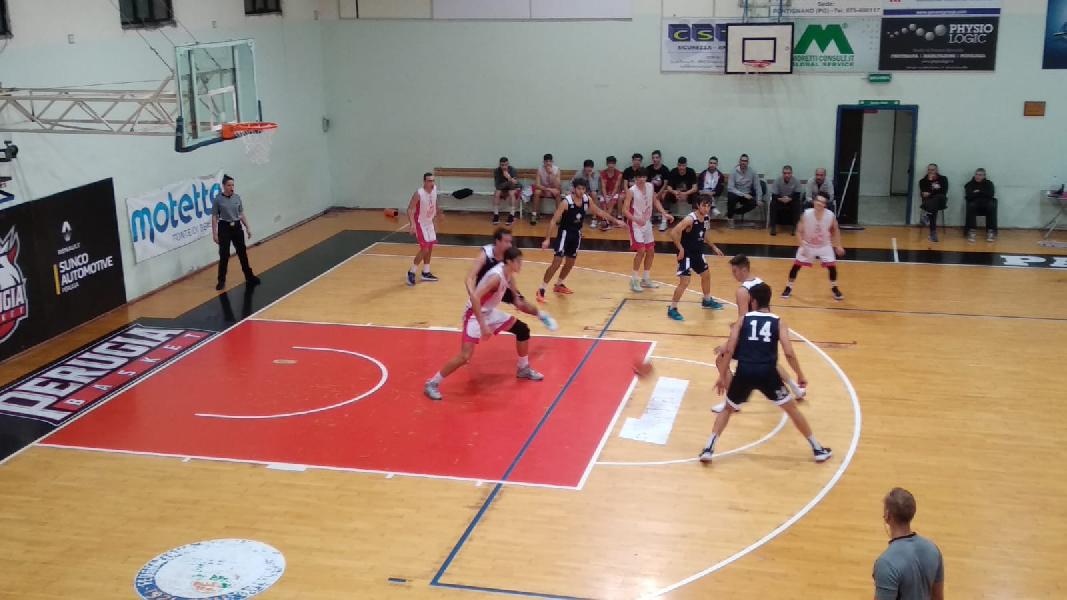 https://www.basketmarche.it/immagini_articoli/12-11-2019/tripla-tabella-sirena-condanna-perugia-basket-progetto-roma-basket-600.jpg