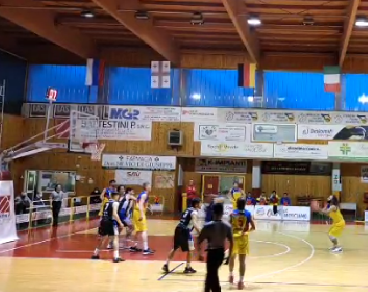 https://www.basketmarche.it/immagini_articoli/13-03-2022/olimpia-mosciano-vince-match-basket-roseto-2020-600.png