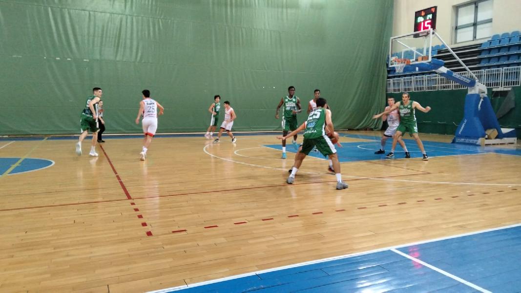https://www.basketmarche.it/immagini_articoli/13-03-2023/eccellenza-stamura-ancona-vince-recupero-campo-unibasket-lanciano-600.jpg