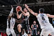 https://www.basketmarche.it/immagini_articoli/13-05-2024/playoff-virtus-bologna-conquista-bertram-tortona-120.jpg