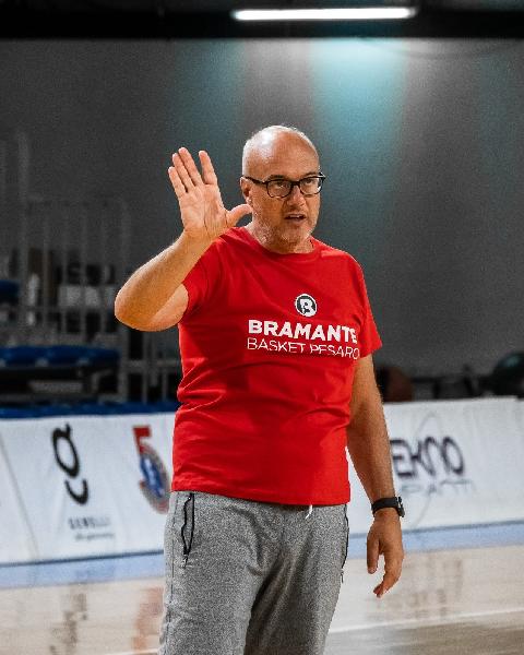 https://www.basketmarche.it/immagini_articoli/13-09-2023/bramante-sfida-tigers-romagna-coach-nicolini-sono-curioso-comprendere-grado-preparazione-raggiunto-600.jpg