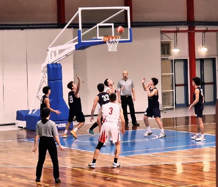 https://www.basketmarche.it/immagini_articoli/14-01-2024/amatori-severino-sconfitta-casa-sporting-porto-sant-elpidio-600.jpg
