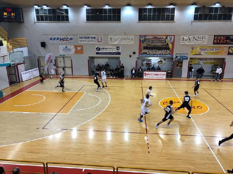 https://www.basketmarche.it/immagini_articoli/14-04-2019/playout-ottimo-falconara-basket-passa-campo-robur-osimo-600.jpg