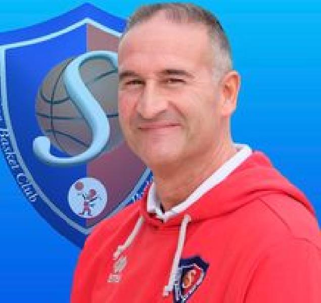 https://www.basketmarche.it/immagini_articoli/14-08-2022/sporting-pselpidio-conferma-coach-ermanno-morlacca-600.jpg