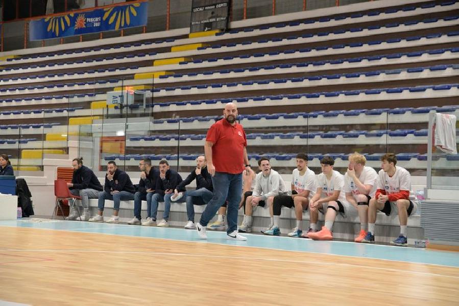 https://www.basketmarche.it/immagini_articoli/15-01-2024/amatori-pescara-coach-fioravanti-dovremo-essere-bravi-recuperare-energie-mentali-nervose-affrontare-derby-600.jpg