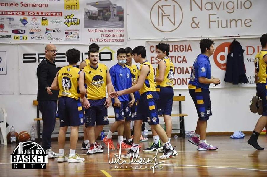 https://www.basketmarche.it/immagini_articoli/15-04-2021/eccelleza-aurora-brindisi-parte-piede-giusto-supera-fortitudo-francavilla-600.jpg